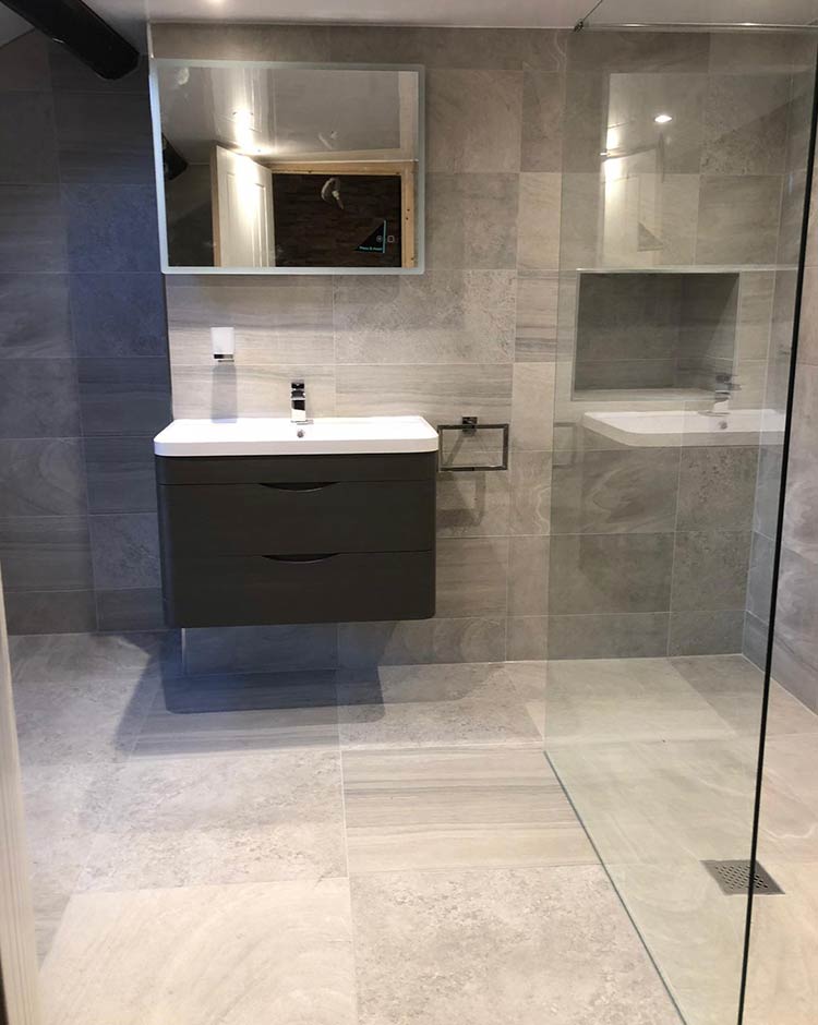 Large Wet Room in Royton