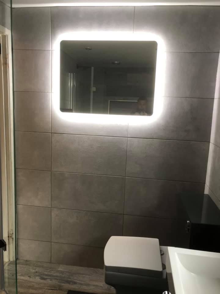New fitted bathrooms in Royton