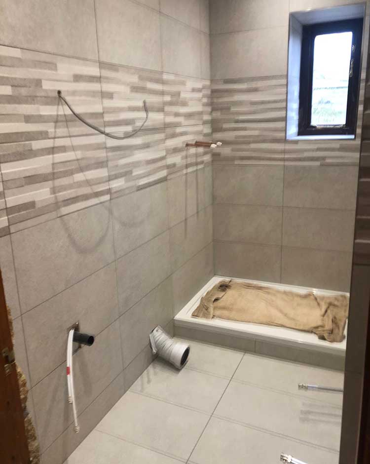 En-Suite bathroom in Sowerby Bridge