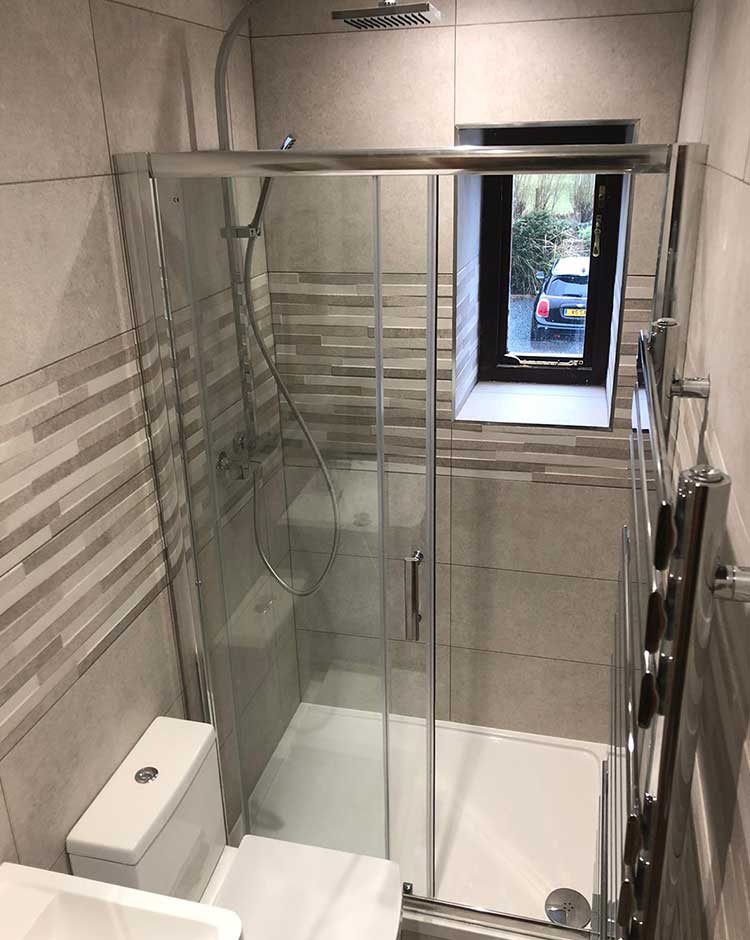En-Suite bathroom in Sowerby Bridge