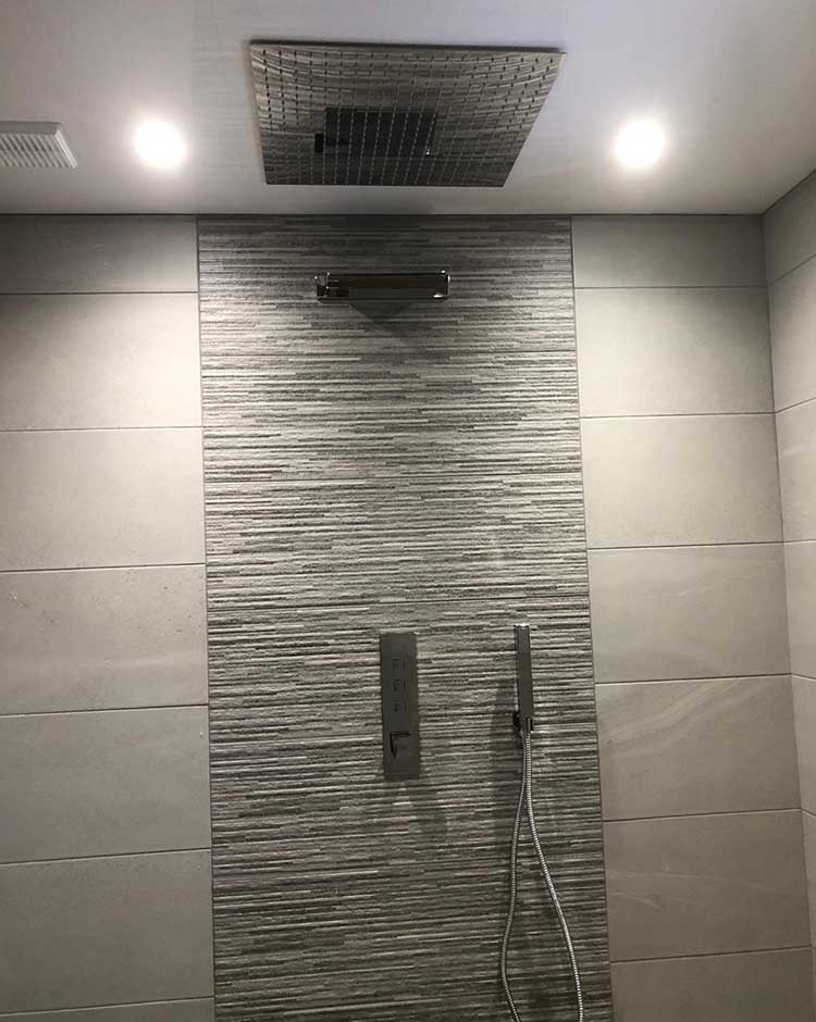 En-Suite bathroom in Sowerby Bridge